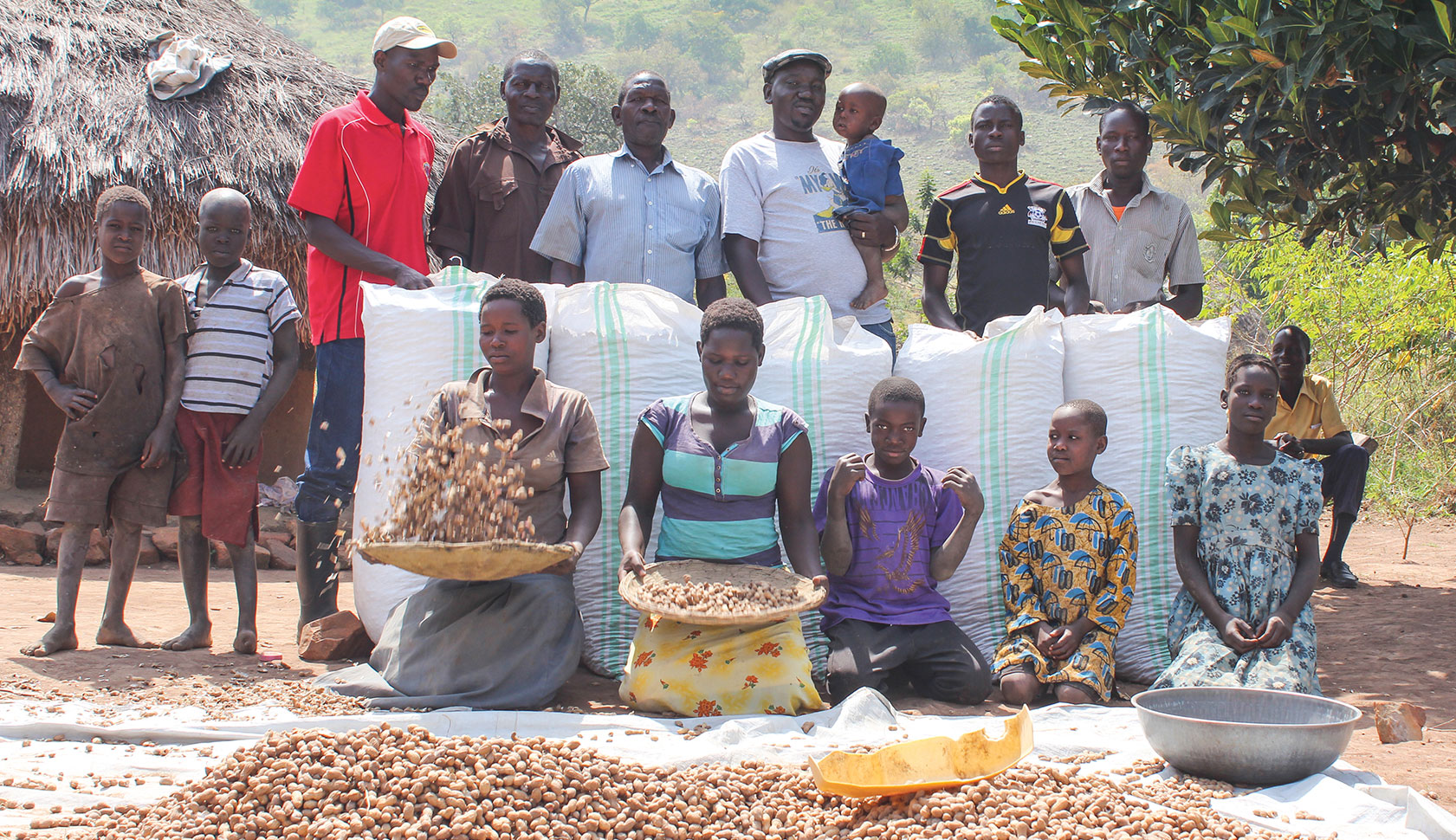 family-farmers-uganda