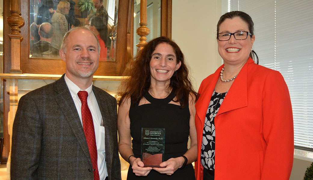 image of Eileen Kennedy receiving award