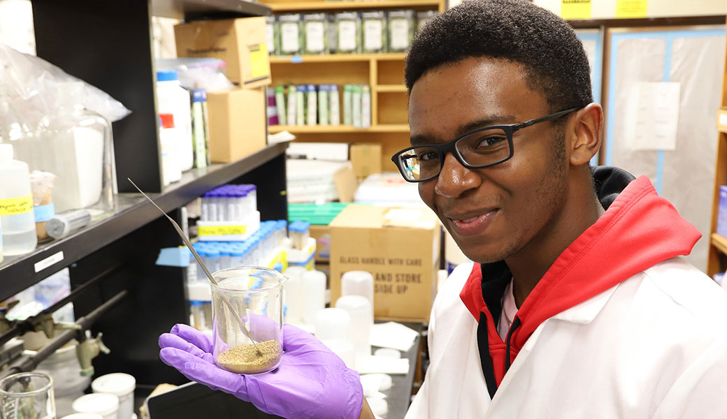 photo of UGA student Joshua Thedford in lab