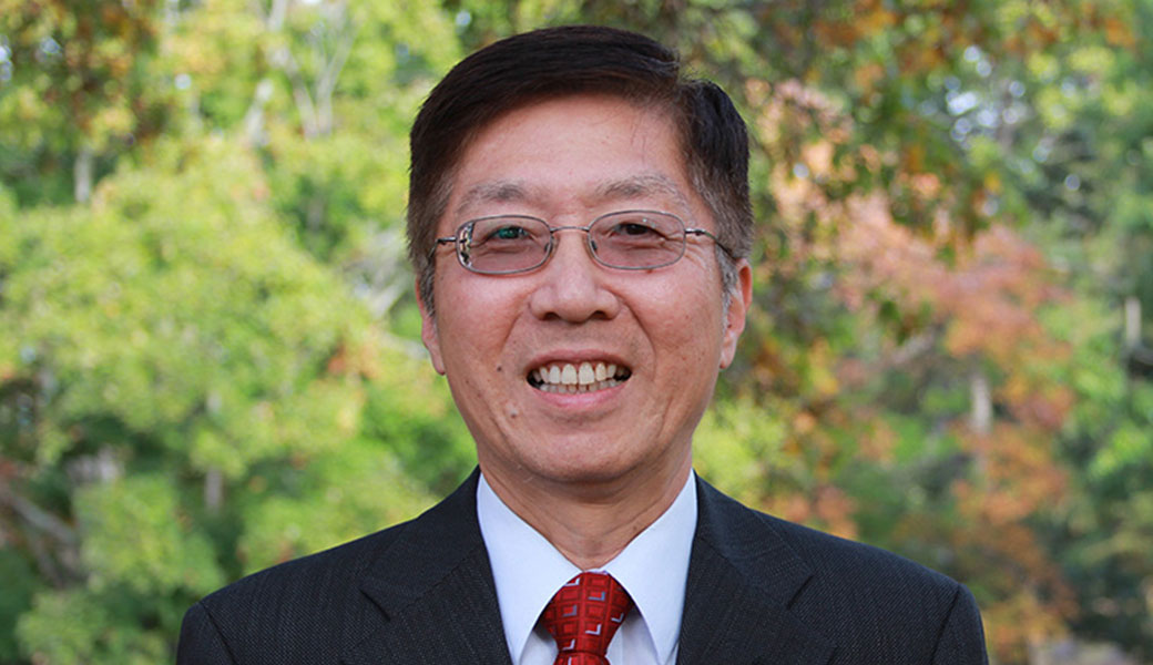 photo of University of Georgia food scientist Yen-Con Hung