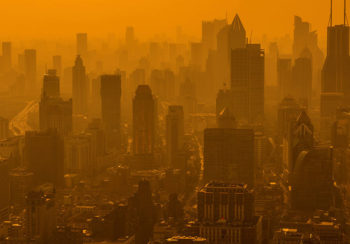 photo of the Shanghai skyline polluted