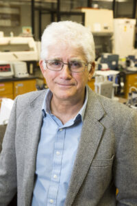 UGA researcher David Stallknecht
