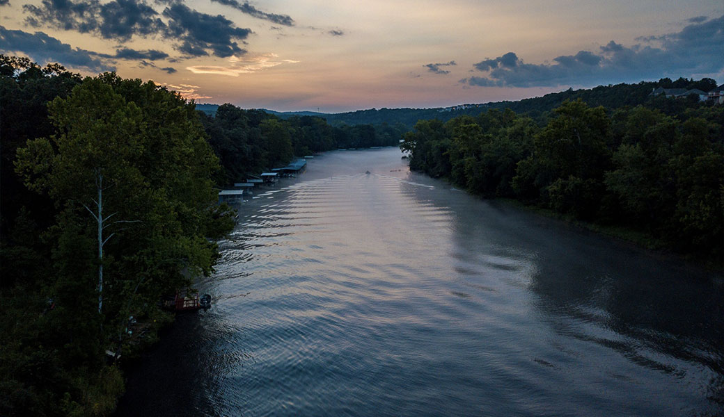 The Missouri River, Hollister, Missouri. Photo by Devon Schreiner, via Pexels.