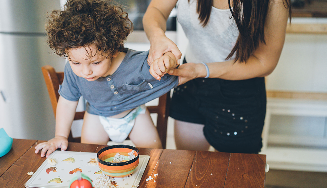 As parents’ patience begins to wane and they run out of mental “space,” they often resort to behaviors like pressuring their children to eat certain healthier foods and restricting access to less healthy options, according to new UGA research. (Getty Images)