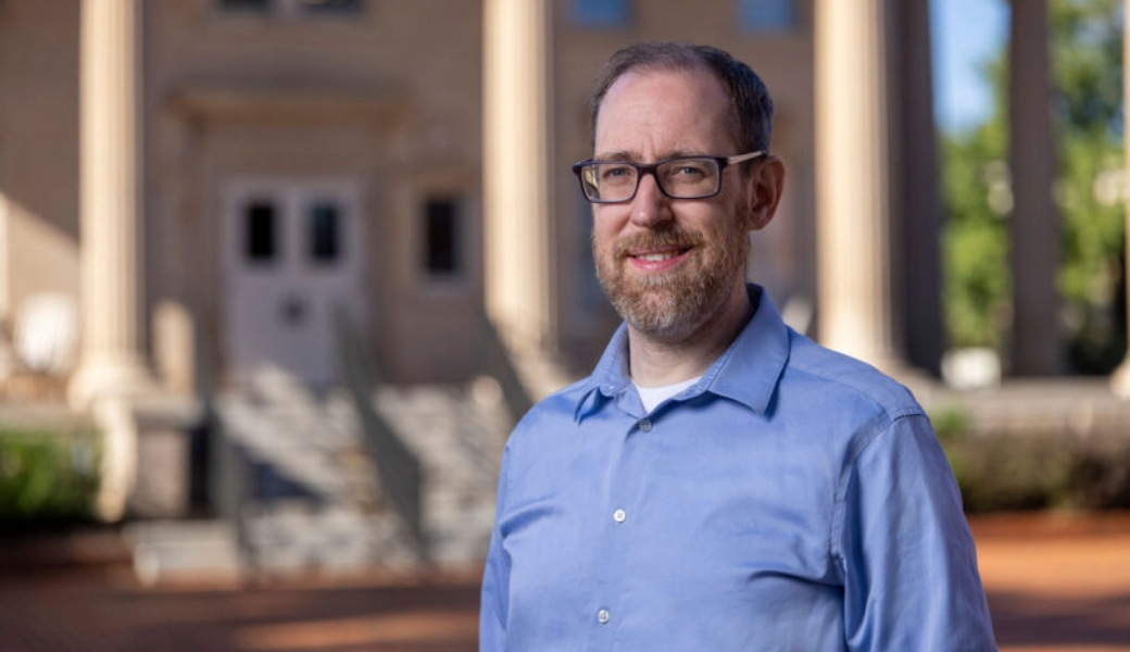 Georgia Research Alliance Eminent Scholar Nathan Lewis will be the University of Georgia's 19th current GRA scholar.